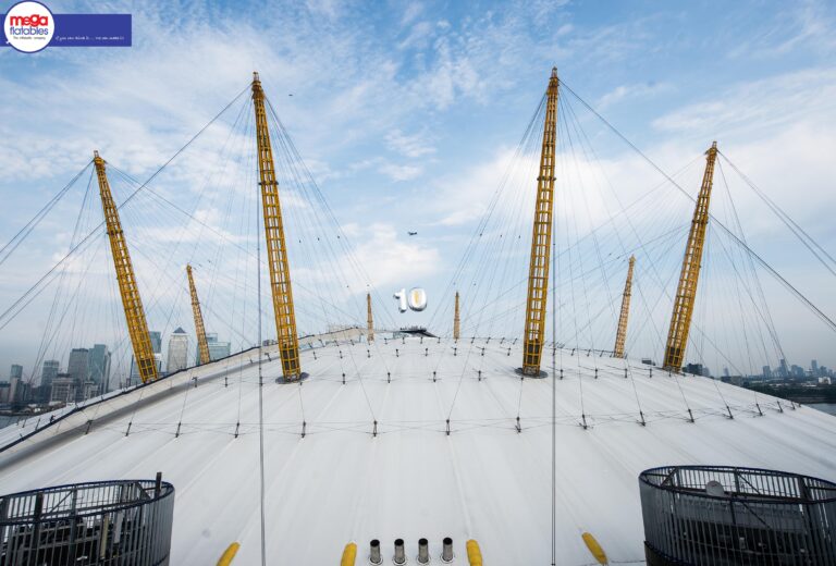 Inflatable blimp above the 02